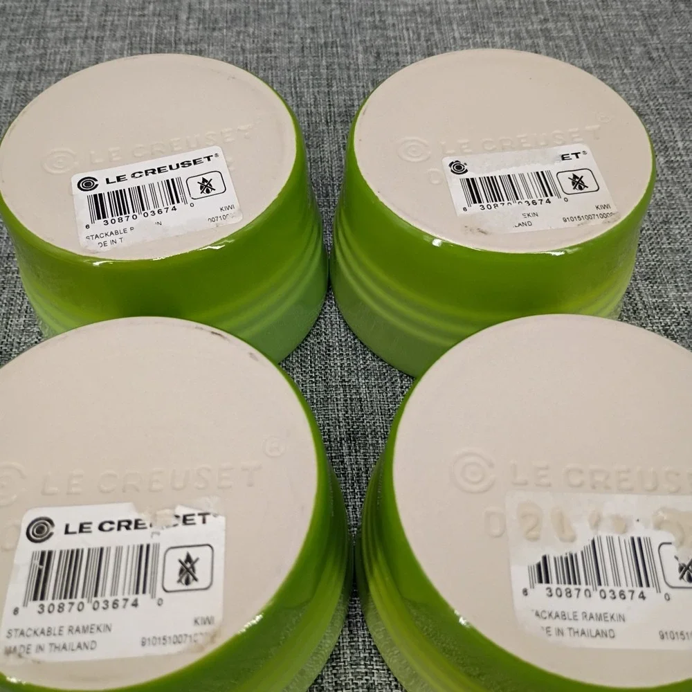 NOS 4 New Le Creuset Ramekins Ombre Kiwi 7 oz. Green Stackable Stoneware Serving